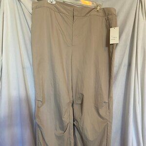 Athletic Neutral Pants